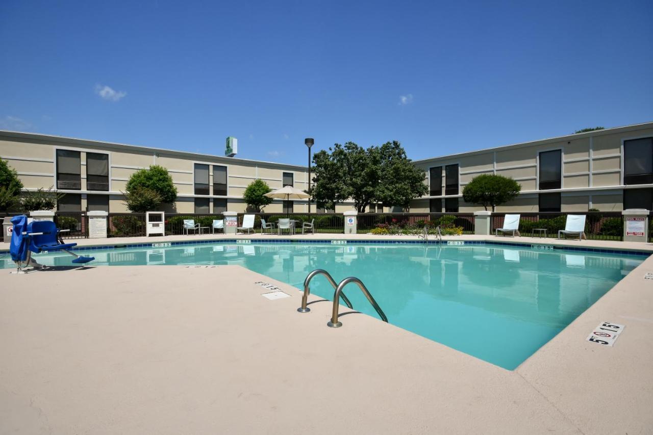 Holiday Inn Lumberton By Ihg Esterno foto